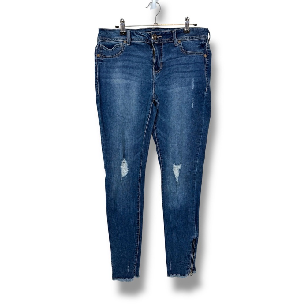 Maurices Skinny Jeans Women's Large Distressed Dark Wash Denim Frayed Hem Zipper